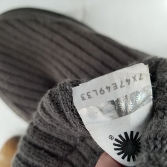 UGG Classic Wool Blend Gray Knit Suede Boots Sz 10 Spell Out 1105709 7" Shaft - Picture 12 of 12